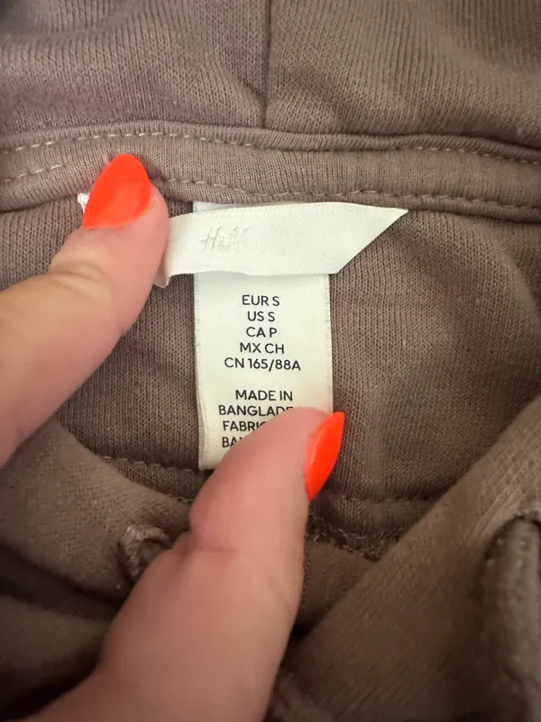 H&M Brown Sweatshirt - Image 2