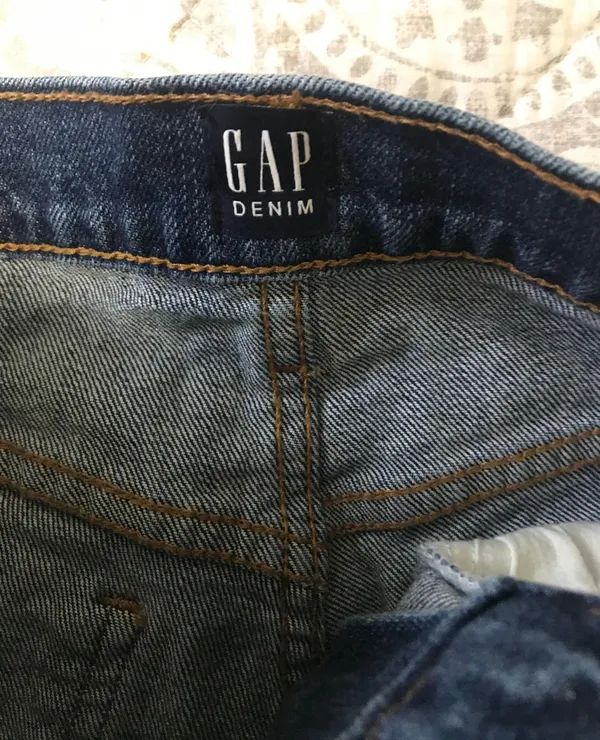 Gap Denim Shorts - Image 4
