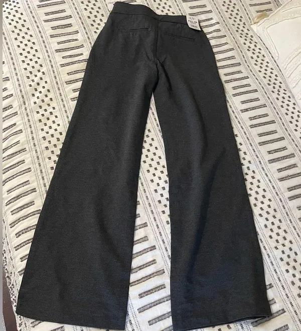 Gloria Vanderbilt Pull On Trouser - Image 3