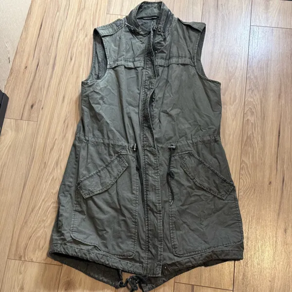 Levi's Olive Green Sleeveless Utility Vest • Preowned - Image 10