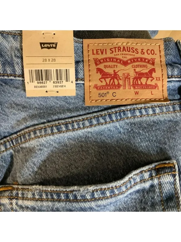 Levi’s Women 501 Size 28x28 Curve Button Closure Denim Jeans. New With Tags - Image 9