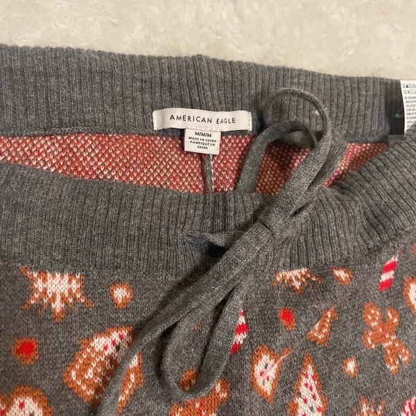 American Eagle Christmas Holiday Print Cozy Lounge‎ Joggers - Image 5