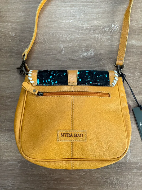 Myra Bags Skyviews Leather and Hairon Crossbody Bag - Image 4