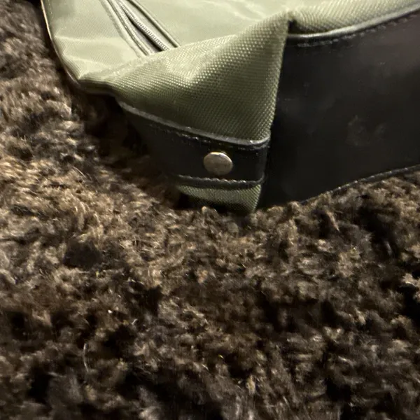 Moschino Redwall Italy Vintage Army Green Nylon Shoulder Tote Bag - Image 11