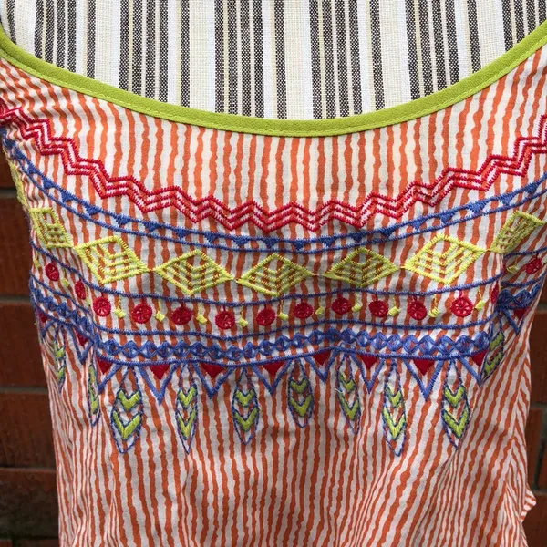 💜Striped embroidered crop top Size XS - Image 5