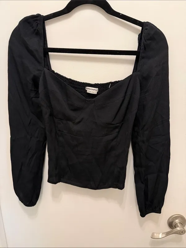 Reformation Reign Top Black - Image 2