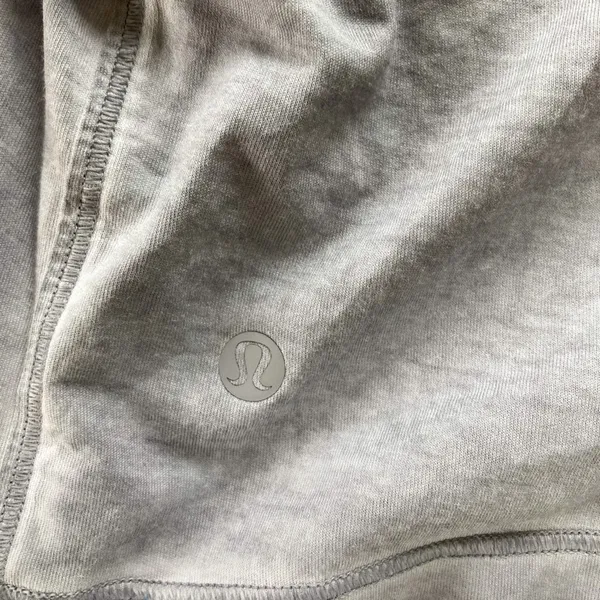 Lululemon Grey Cropped Tank Top - Image 3