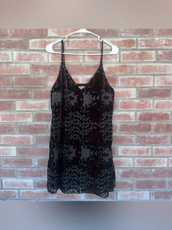 Abercrombie Velvet Slip Dress Women’s Medium Dark Romantic Witchy Vampire Gothic - Image 2