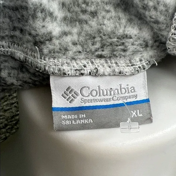 Columbia Women's Gray Button-Up Hoodie - Image 2