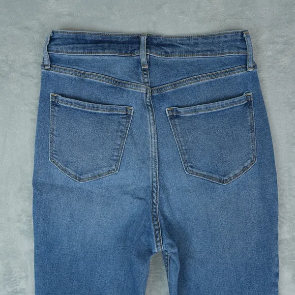 Old Navy Higher High-Rise Flare Jeans Women 6 Distressed Mary Kate Boho Retro‎ - Image 4