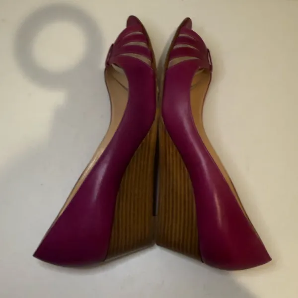 CHRISTIAN LOUBOUTIN Vintage Y2K Fuchsia Purple Peep-Toe Wedges Mesh Cutouts 40.5 - Image 6
