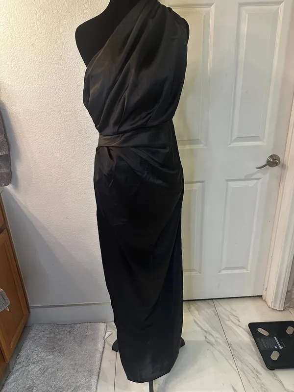 Petal & Pup Maxi Dress Black Nadia One-Shoulder Satin 6 - Image 11