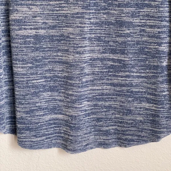 5/$25 Abercrombie & Fitch Heathered Short Sleeve V-neck Tee‎ T-shirt in Blue - Image 3