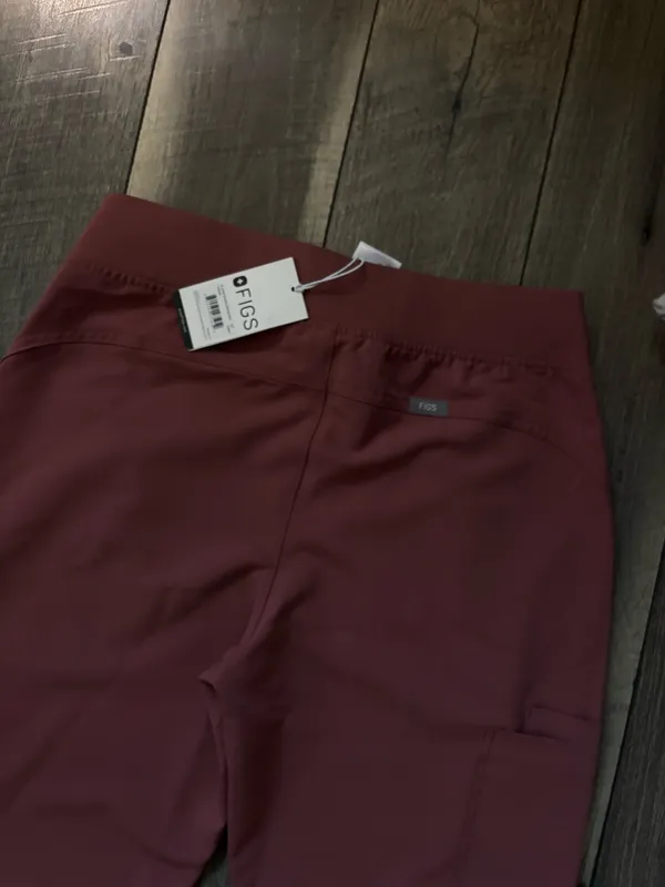 FIGS Scrub Pants Jogger - Image 3