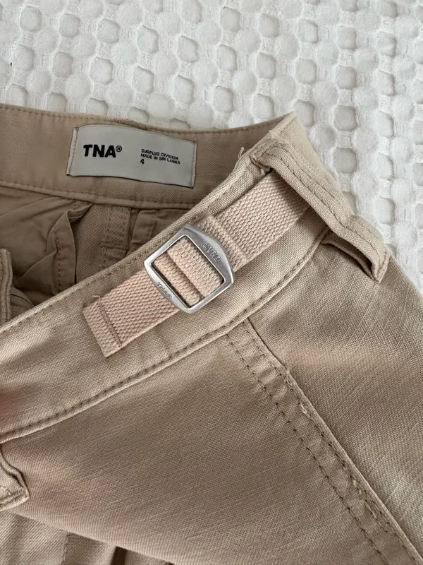 Aritzia Cargo Skirt TNA - Image 5