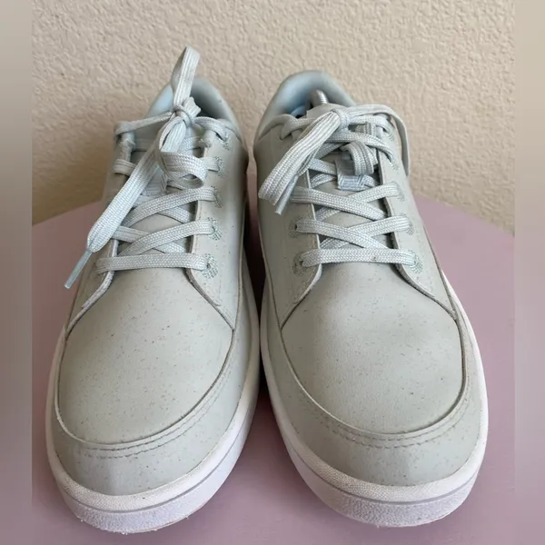 Allbirds Plant Paces Sneaker Dreamy Green/ Blizzard Womens size 8 - Image 2