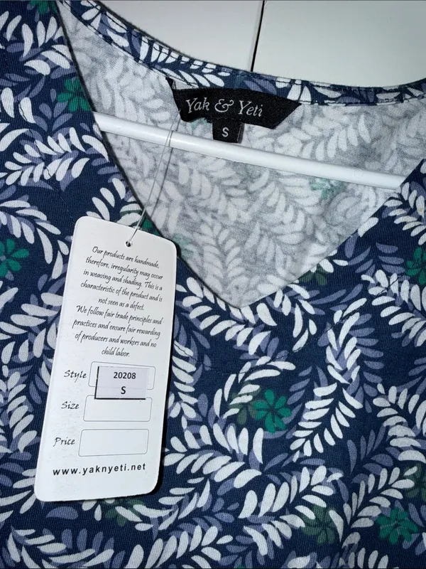 Yak & Yeti Sleeveless Top Blue - Image 3