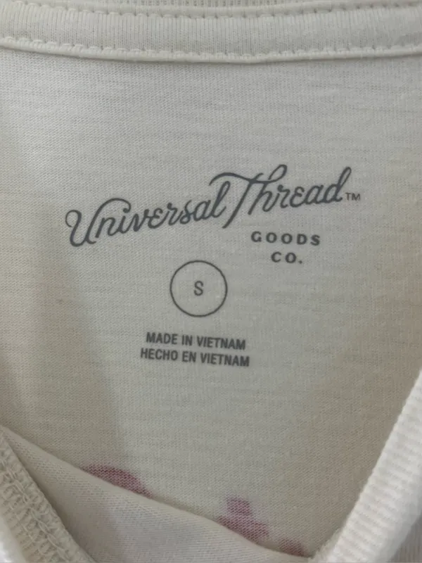 Universal Threads Cream Shirt with Red Details Size S - Image 5