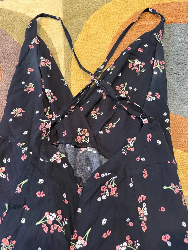 Free People Tango At Night Romper Black Floral Print Low Cut Back Cutout Size 10 - Image 5