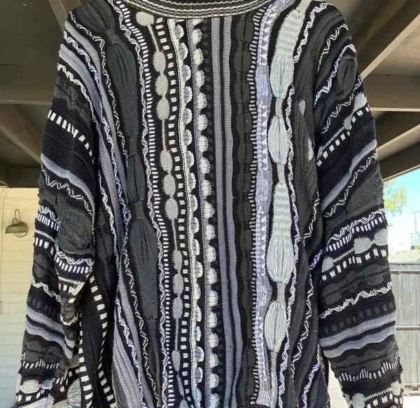 Sweater Multiple Size L - Image 2
