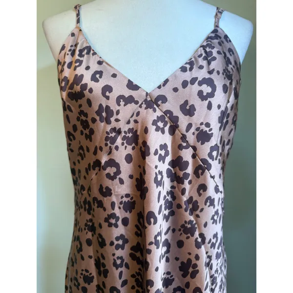 A New Day Leopard Print Satin Slip Dress Brown Tan Animal Midi Maxi NWT Large Y2K boho dai - Image 3