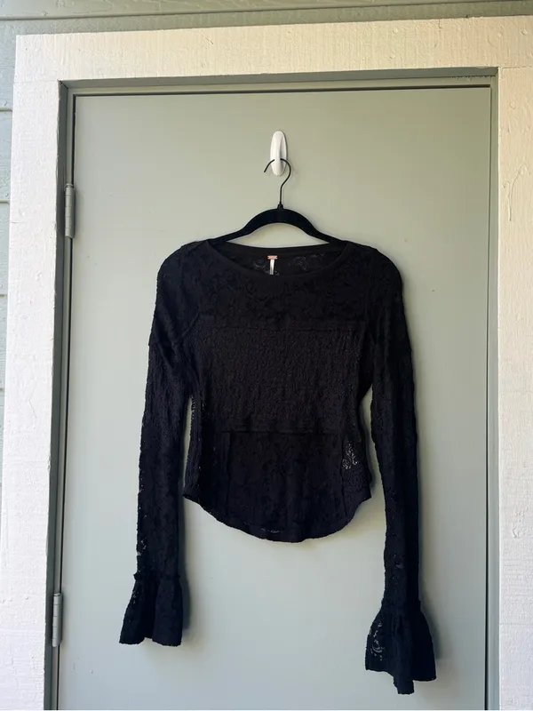 Free People Black Lace Bell Cuff Long Sleeve Top - Image 2