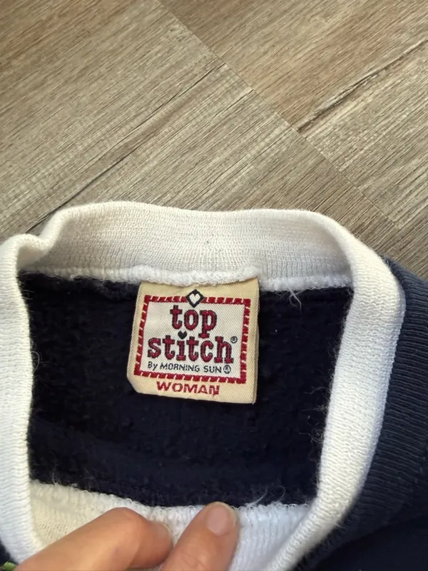 VTG TOP STITCH Grandma Sweater Crewneck Sweatshirt Festive Tree Heart Embroidery - Image 4