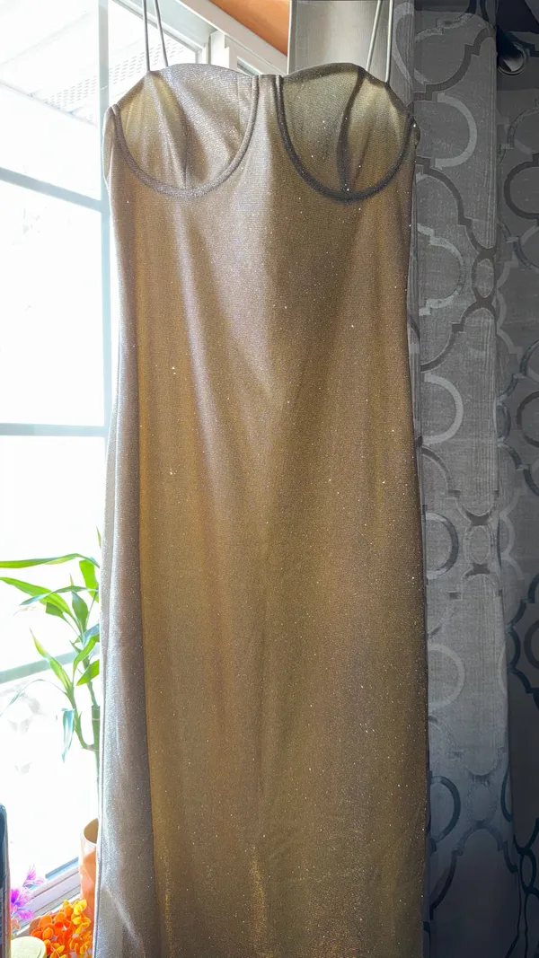 Le lis Gold sparky dress - Image 3
