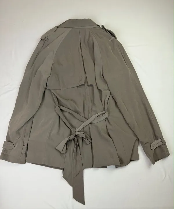Gap Modern Gray Lightweight Open Front Belted Trench Coat Size Medium - Image 2