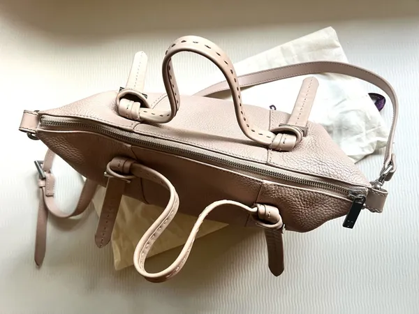 Ted Baker Olmia Knotted Handle Tote Bag Beige Nude Leather Crossbody - Image 4