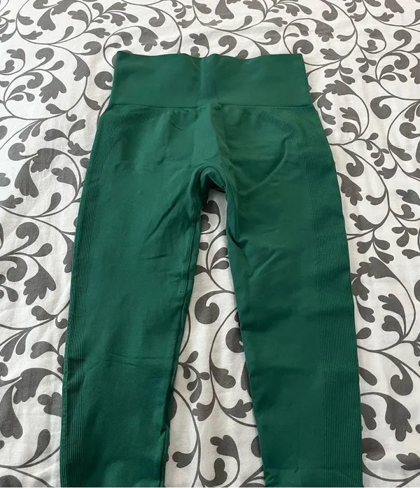 Set active seamless high rise leggings size medium - Image 3