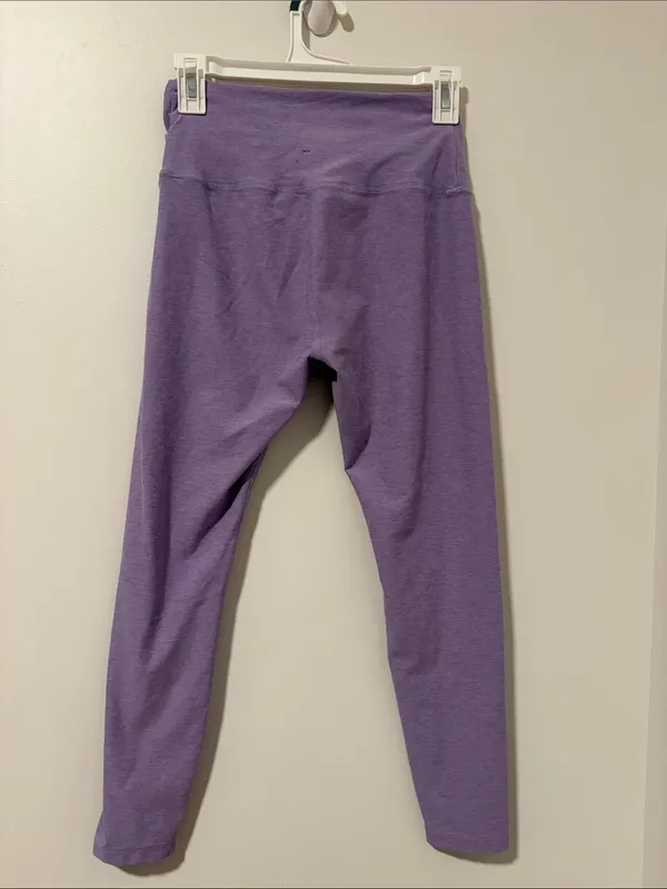 Beyond Yoga Super Soft Crossover Light Purple Leggings - Image 3