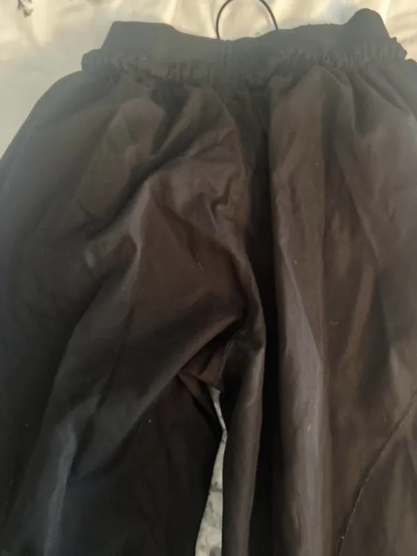 Source Unknown Black Wide Leg Seam-Detail Pants - Image 6
