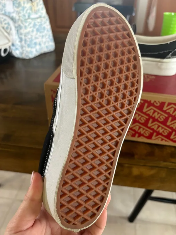 Vans shoes - Image 3