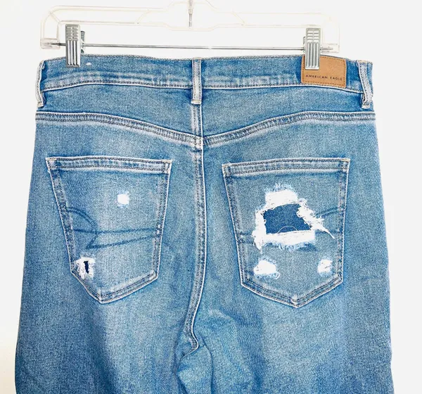 Light Wash Ripped Highest Rise 90’s Boyfriend Jeans - Image 7