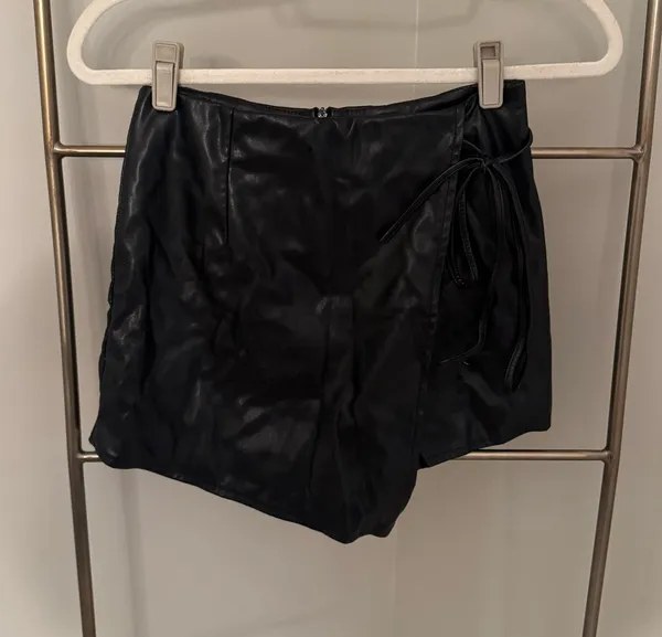 French Kiss Black leather skort - Image 3
