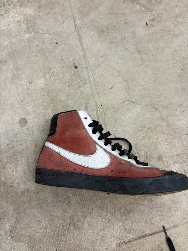 Nike Blazer 77 Mid Top Lace Up Colorblock Ladies’ Size 7.5 Sneakers DA7575-991 - Image 4