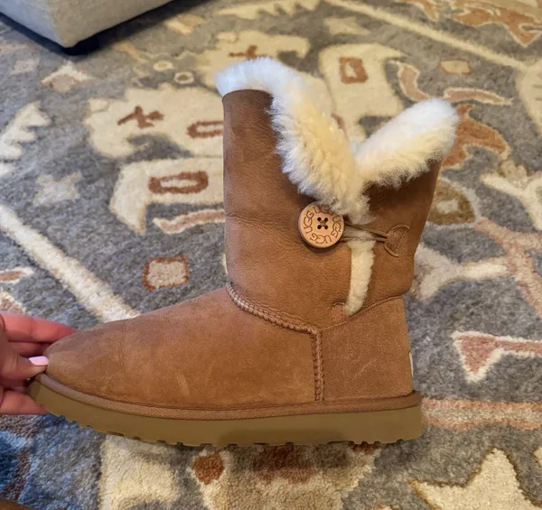 Ugg Boots - Image 4