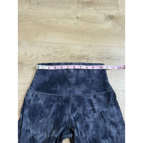 EUC Womens Lululemon Align HR Short 8" Size 4‎ Diamond Dye Pitch Graphite Grey - Image 7