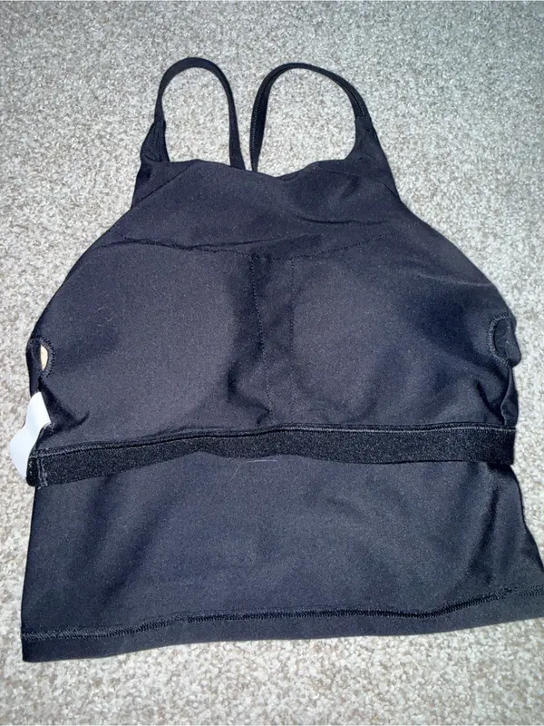 Old Navy Black Cropped Tank Top - Image 3