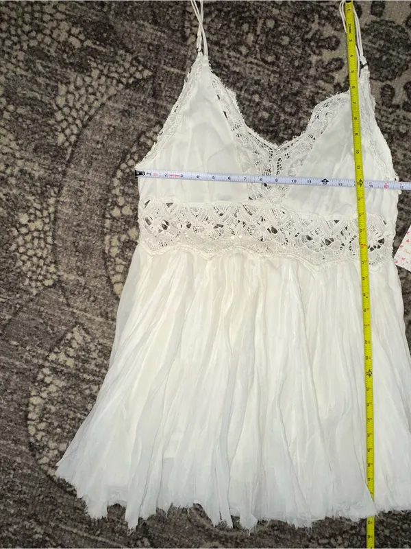 Free People NWT Women’s Size M White Cotton Lace Detail Ilektra Mini Slip Dress - Image 10