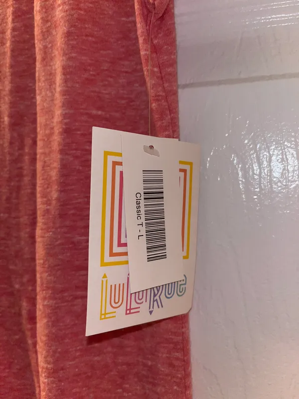 LuLaRoe Large Classic T Shirt - Image 2