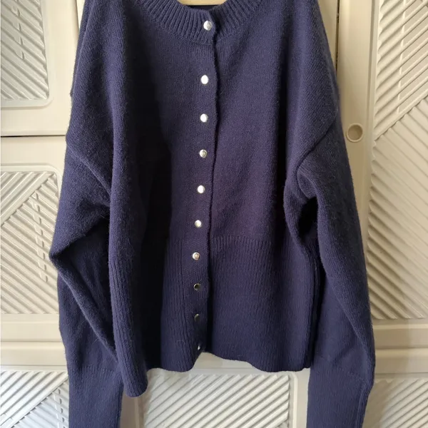 Navy Button-Front Ribbed Cardigan - Image 14