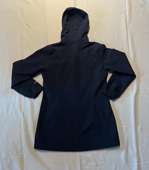 Eddie Bauer Raincoat Women’s - Image 2