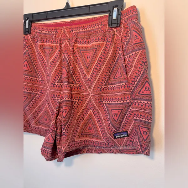 Patagonia Baggie Shorts 5” limited edition sz Small - Image 2
