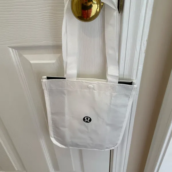 Reusable Lululemon Bag - Image 3