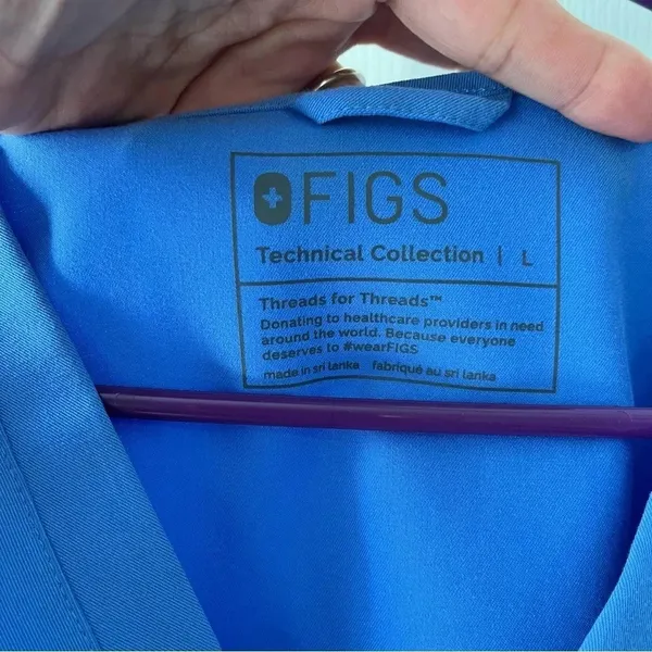Figs Womens Lg Scrub Top Blue / Aqua Technical Collection - Image 2