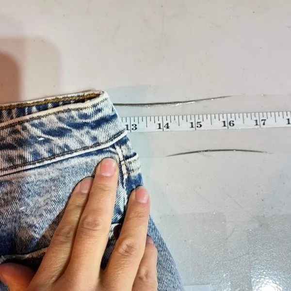 Abercrombie & Fitch Women's Curve Love The Mom High‎ Rise Jeans Blue Size 25 - Image 9