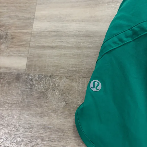 Lululemon Track That High-Rise Lined Short 3" Kelly Green Women Size 6 - Image 5