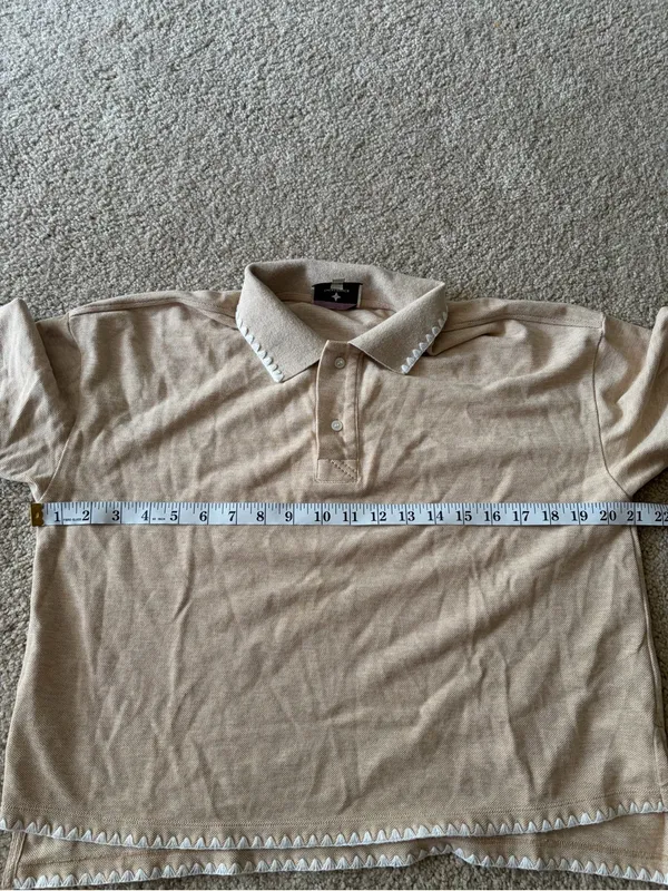 Tuckernuck sandstone Pique Holmes Boyfriend Polo beige short sleeve size small - Image 13